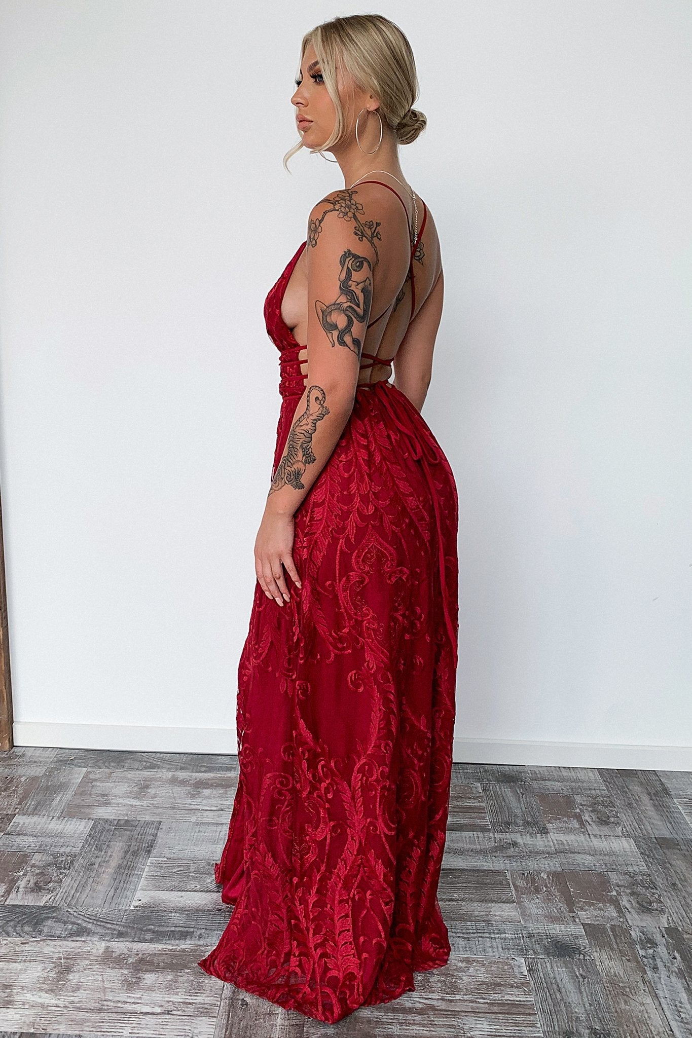 Scarlett Dress - Burgundy