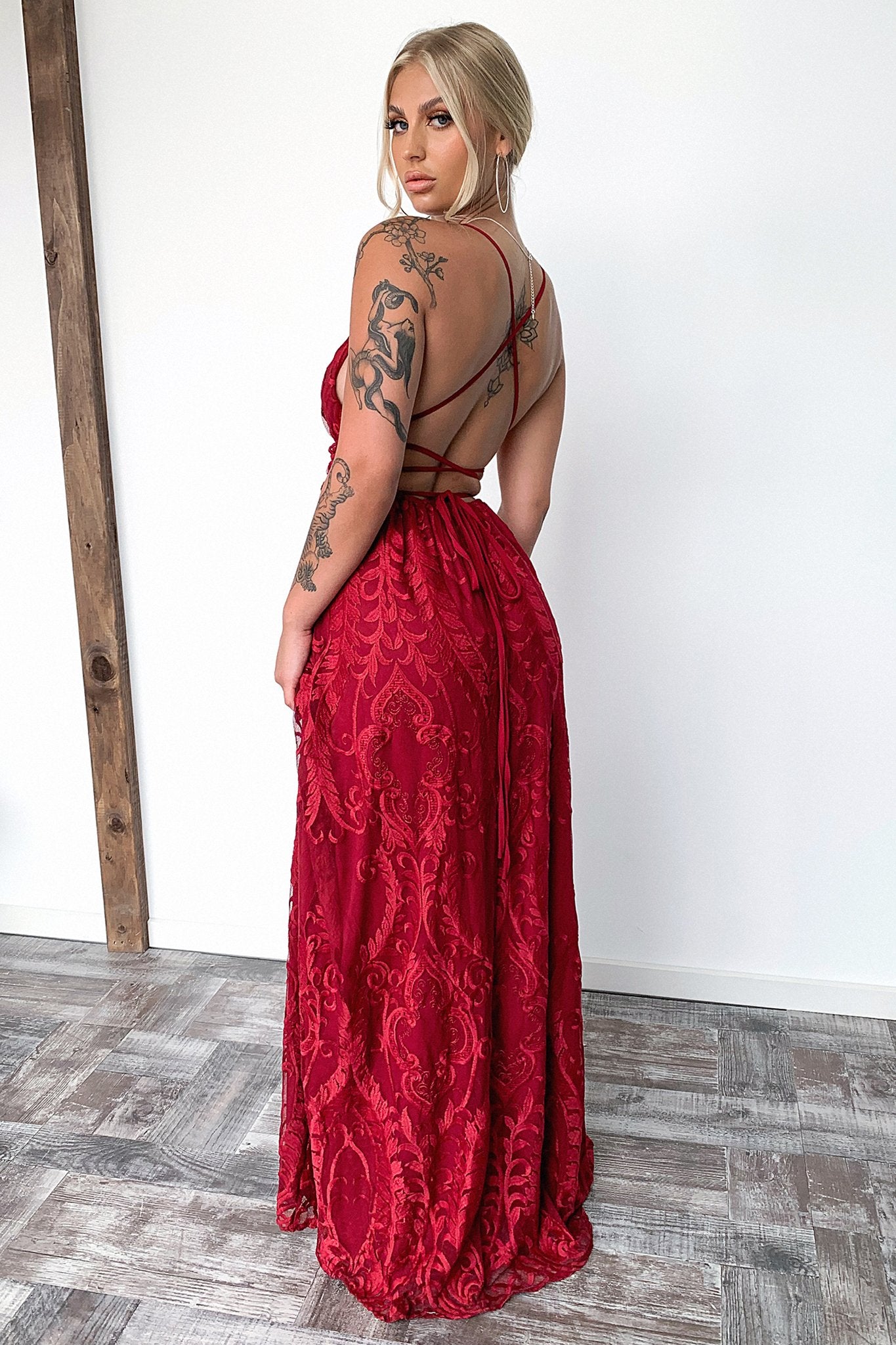 Scarlett Dress - Burgundy